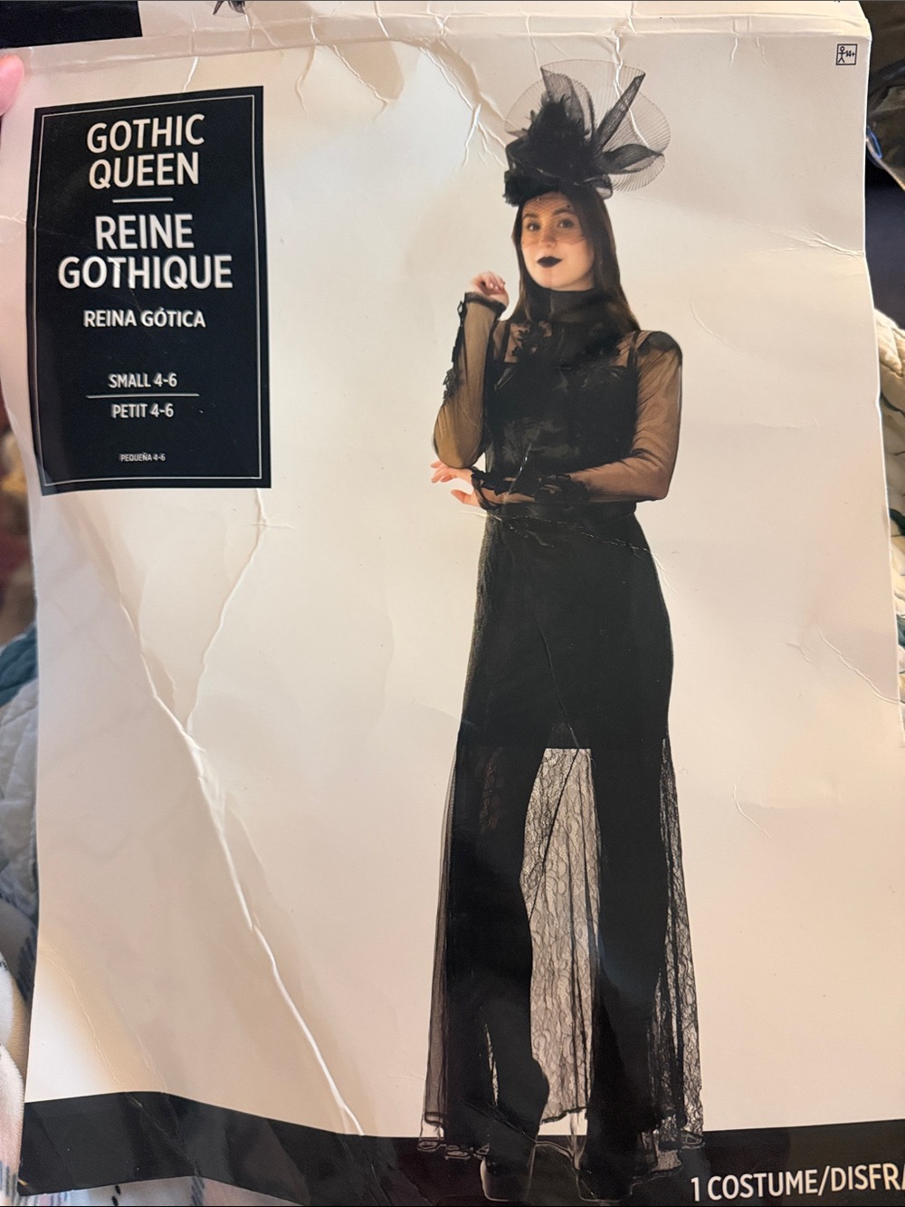 Gothic Queen Halloween Costume - Picture 6 of 6